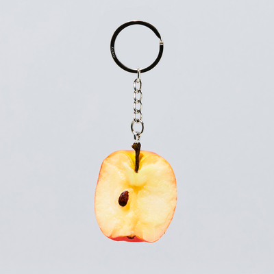 aki apple
