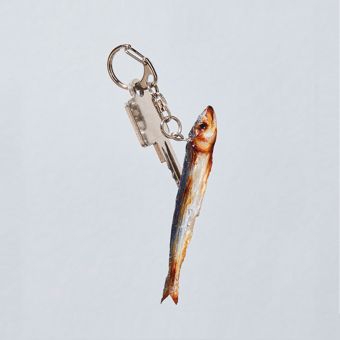 oishy Fisch Sardinen Schlüsselanhänger Seitenansicht